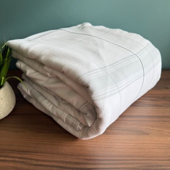 Boll & Branch Full Plaid Flannel Sheet Set White Gray Plaid - Picture 1 of 10